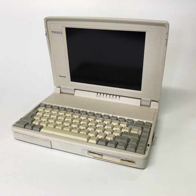 LAPTOP, Beige Toshiba T1910CS - Computer Only